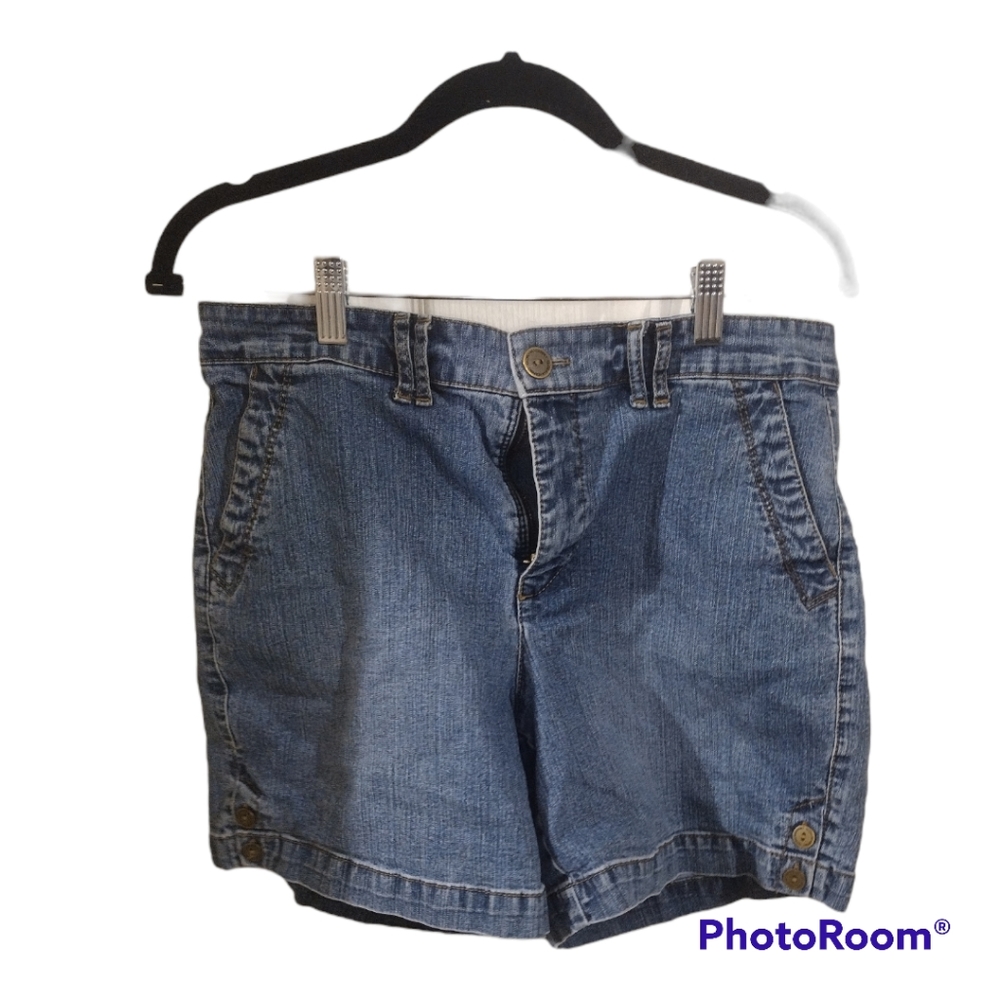 Gloria Vanderbilt denim shorts size 10